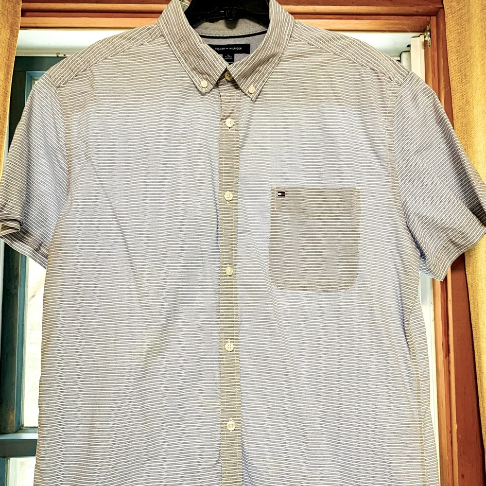 Tommy Hilfiger blue white striped SS button down shirt pocket